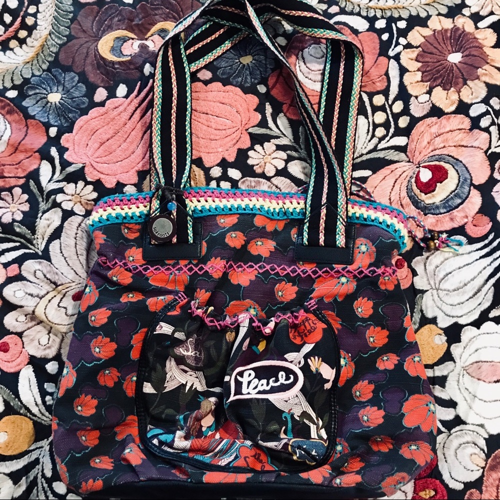 Super fun the The Sak poppy print boho bag